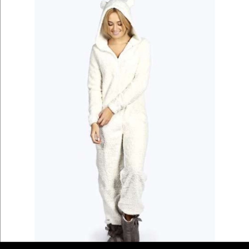 🐻 fuzzy bear WFH onesie